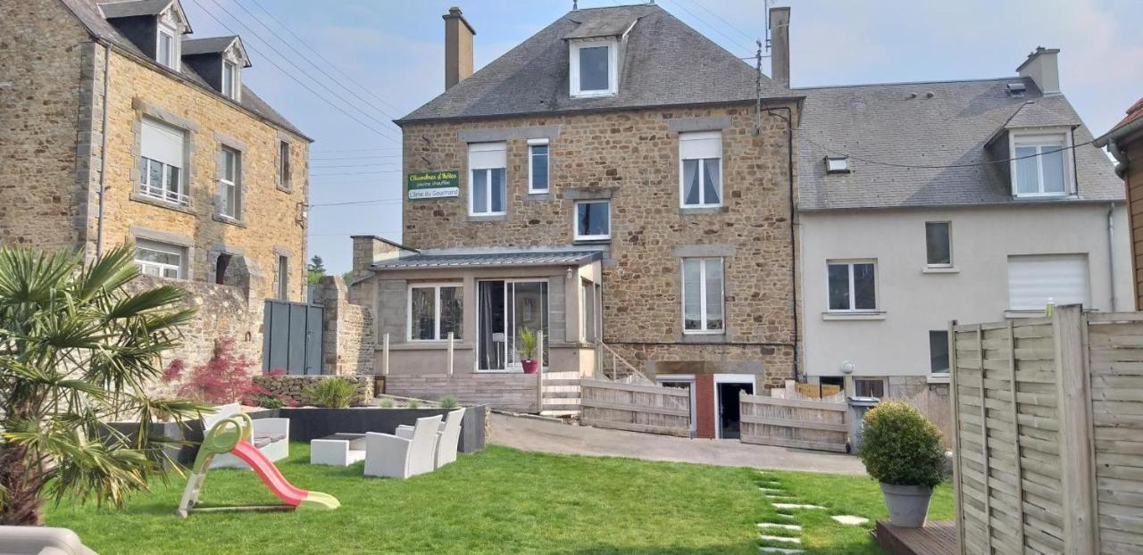 L'Ame Du Gourmand Hotel Pontorson Bagian luar foto