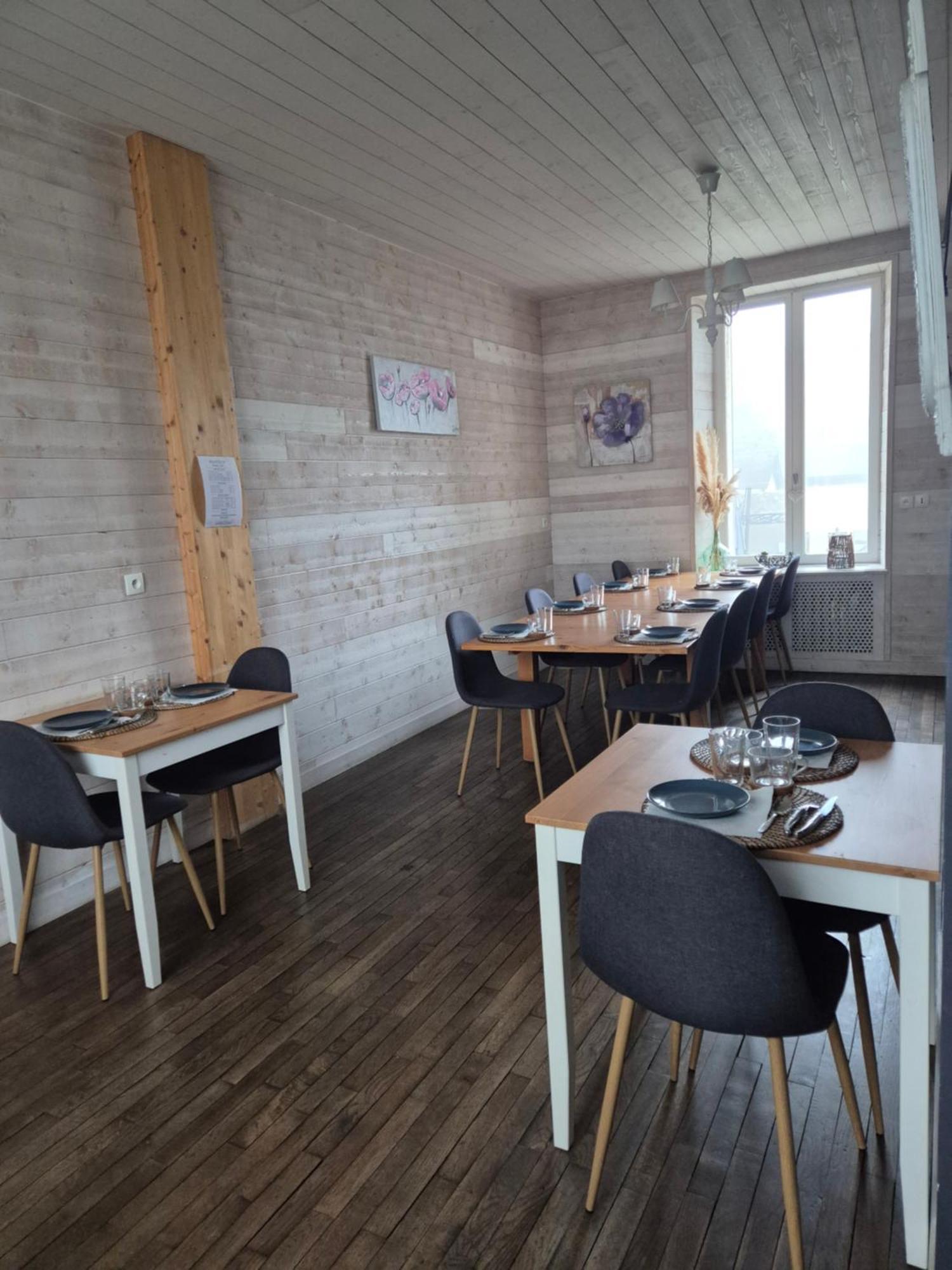 L'Ame Du Gourmand Hotel Pontorson Bagian luar foto