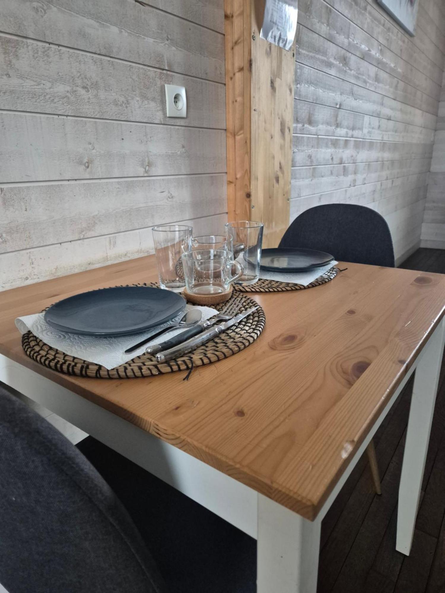 L'Ame Du Gourmand Hotel Pontorson Bagian luar foto